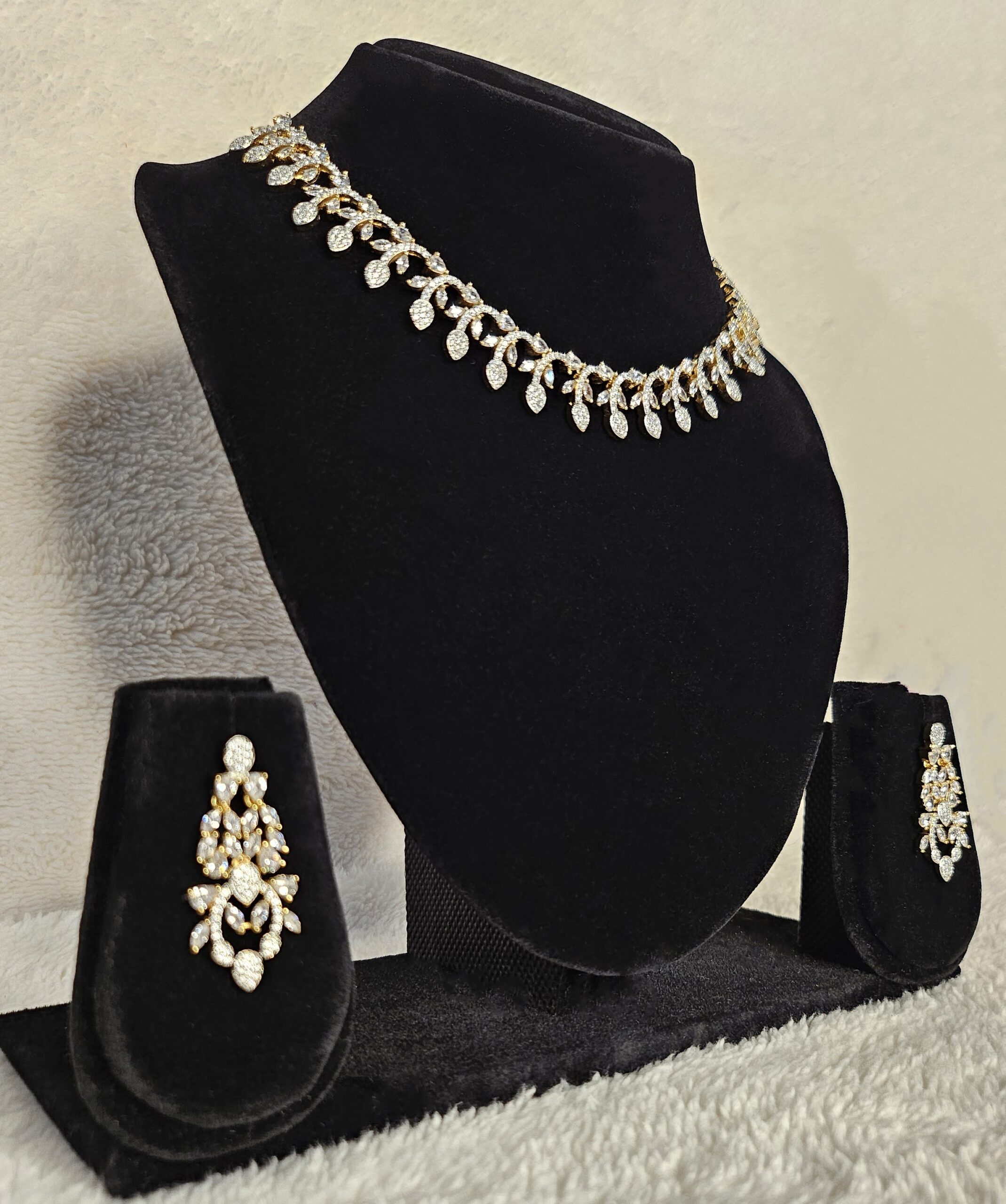 Crystal Leaf Rhodium Choker Set - Image 3