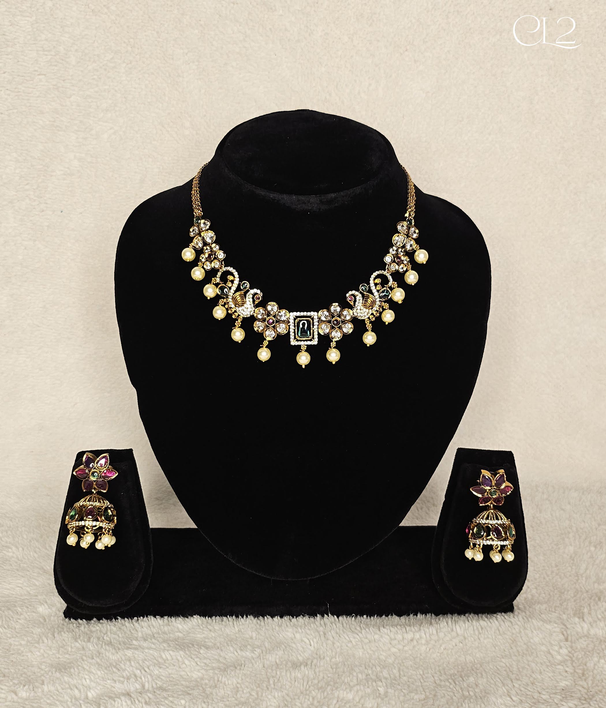 Heritage Peacock & Pearl Choker Set