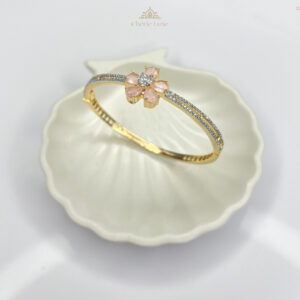 Pastel Pink Floral Openable Bracelet